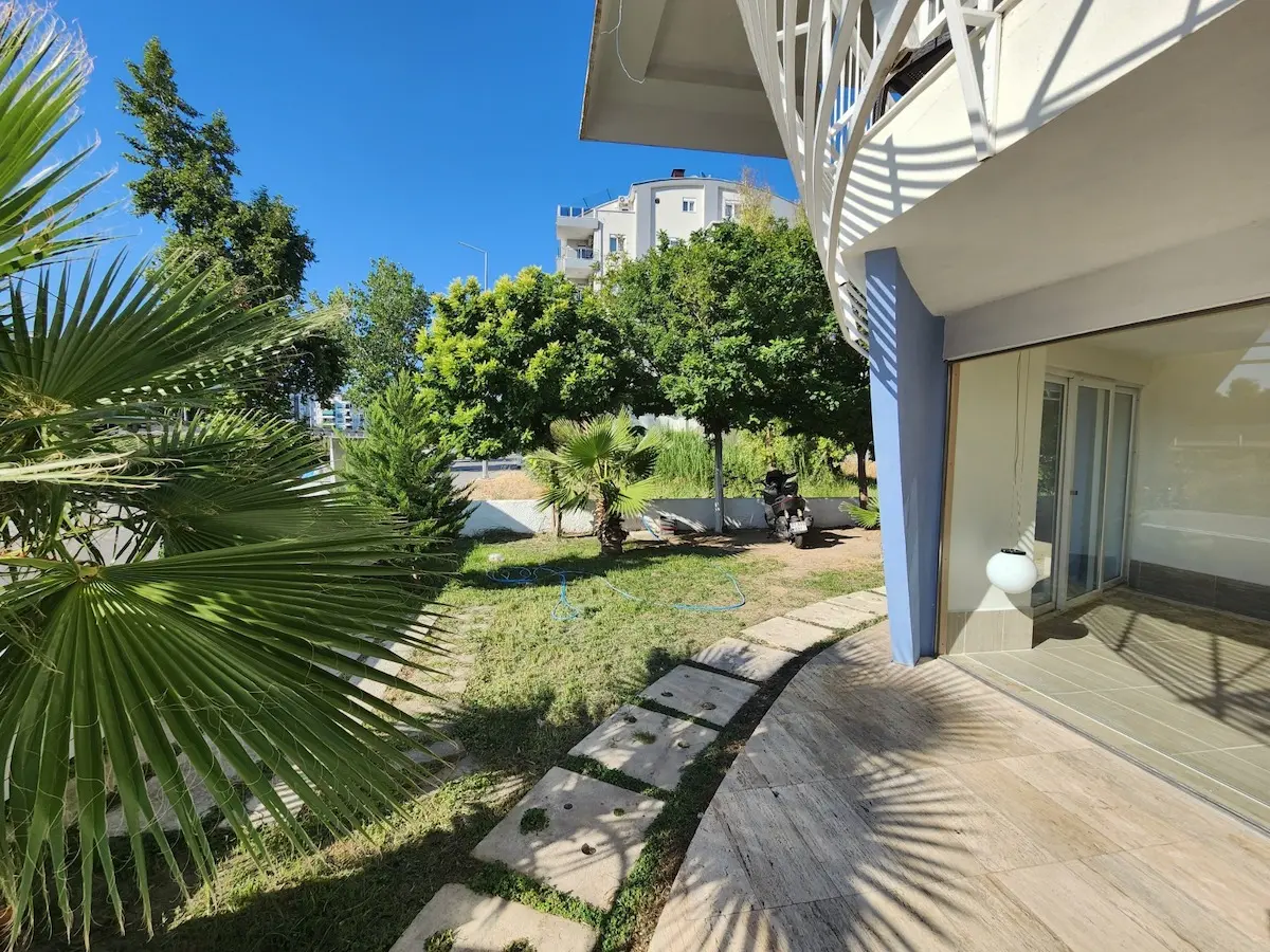 Properties in Konyaalti